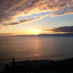 Shearwaters - Sounds Of The Sea Apartament